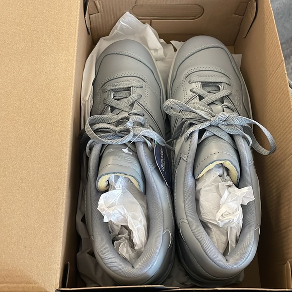 New Balance Gray 550 Sneakers - Picture 8 of 9